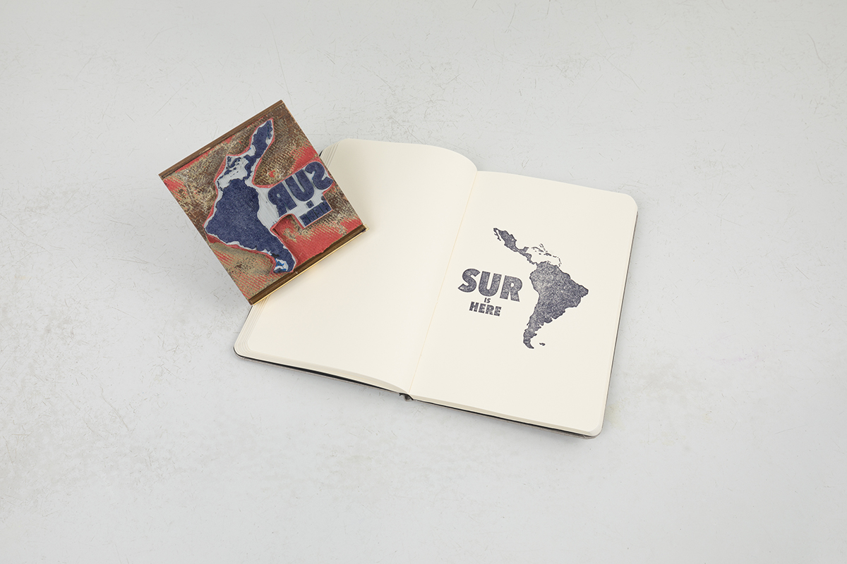 Sello (Rubber Stamp): Sur is Here